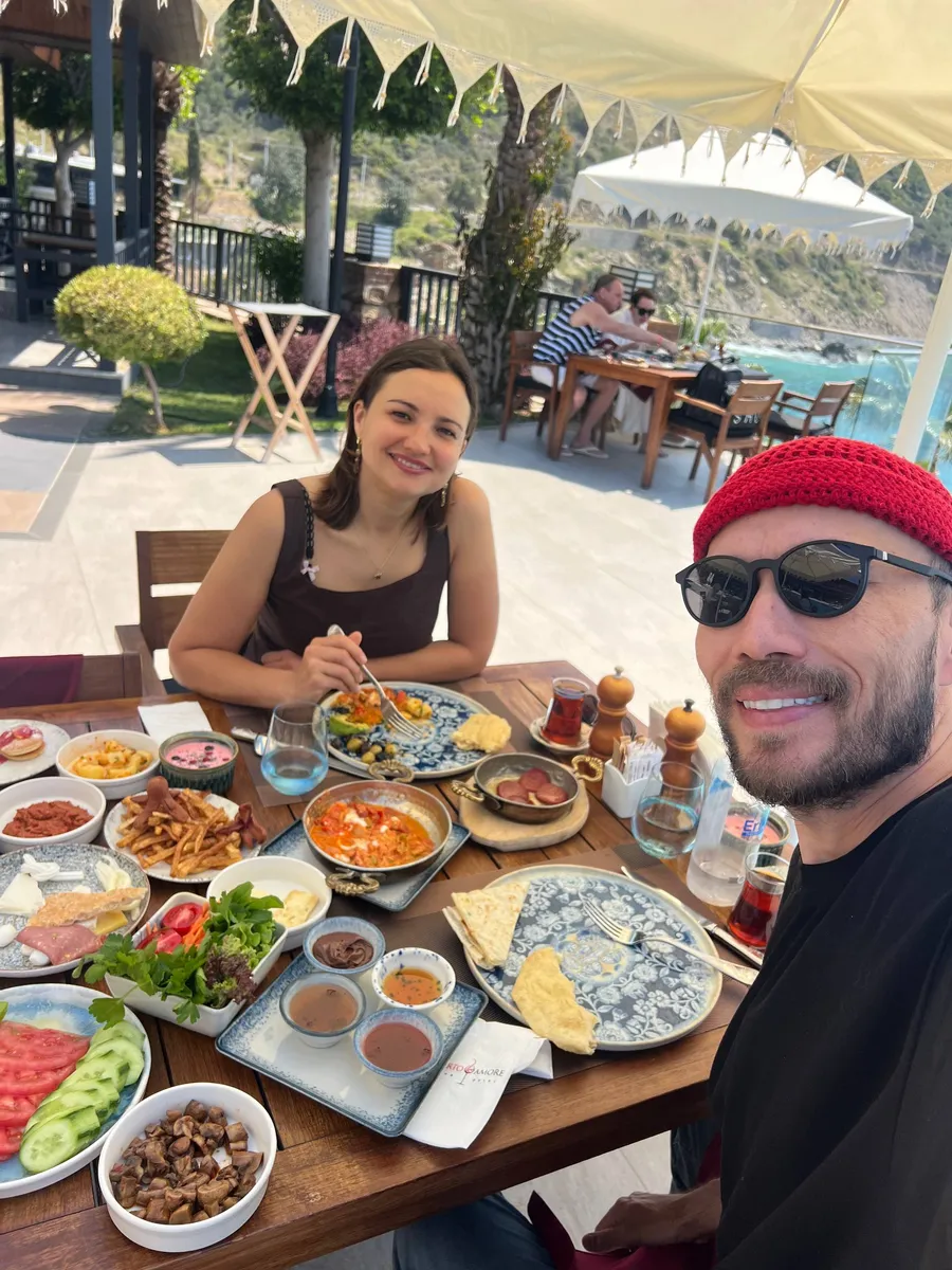 Вкусный завтрак в отеле Porto Amore